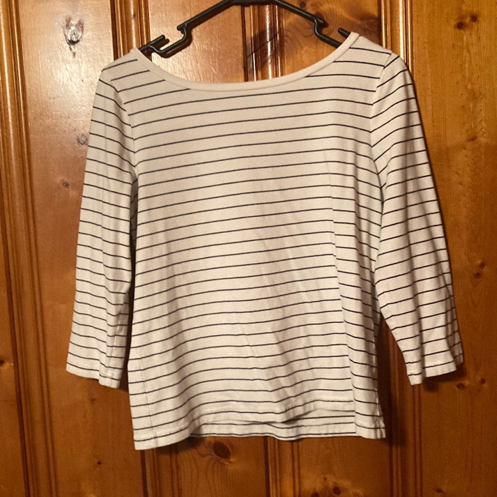 Size Large Women’s American Living top size Large